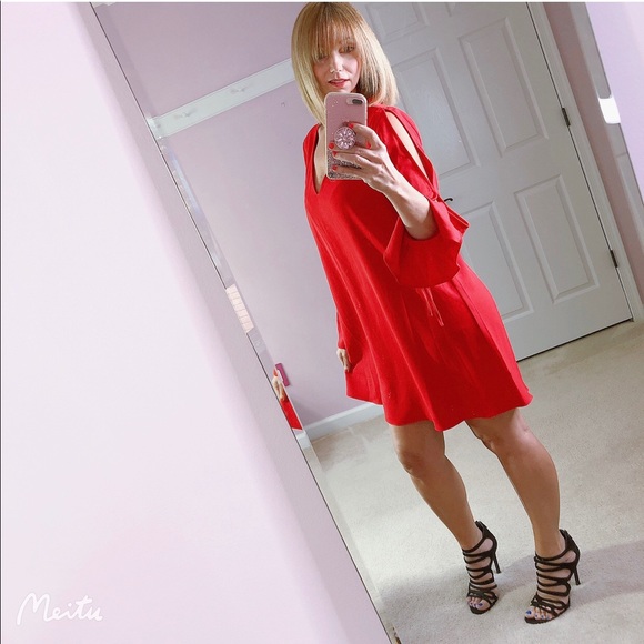 Design Lab Red Slit Long Sleeved Mini Dress Small - Picture 5 of 12